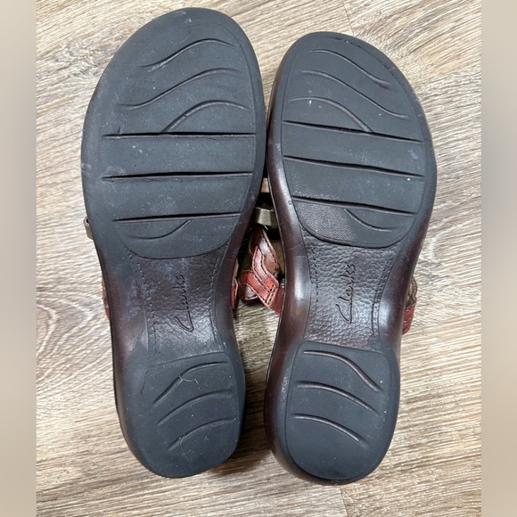 Clark's Leather Slide On Thong Sandals Sz:9M Y2K Hippie Comfort - Picture 3 of 4